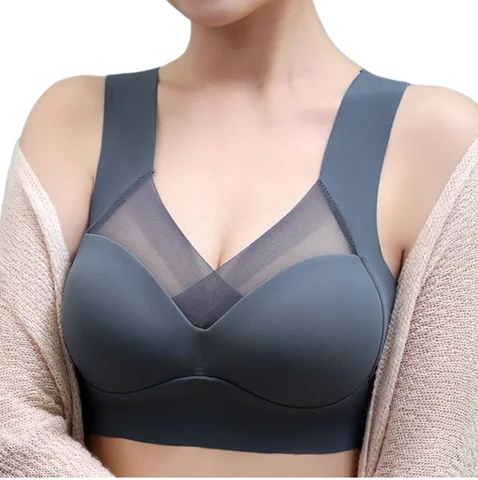 Solid Wireless Sports Bra