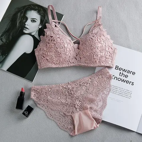 New fashion women sexy thin lingerie set 3/4 Cup embroidered lace wireless sexy bra