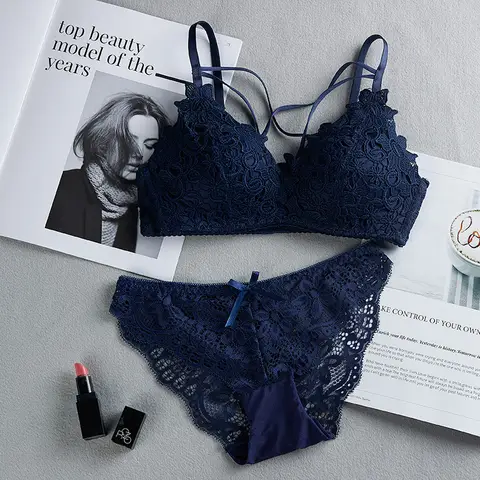 New fashion women sexy thin lingerie set 3/4 Cup embroidered lace wireless sexy bra